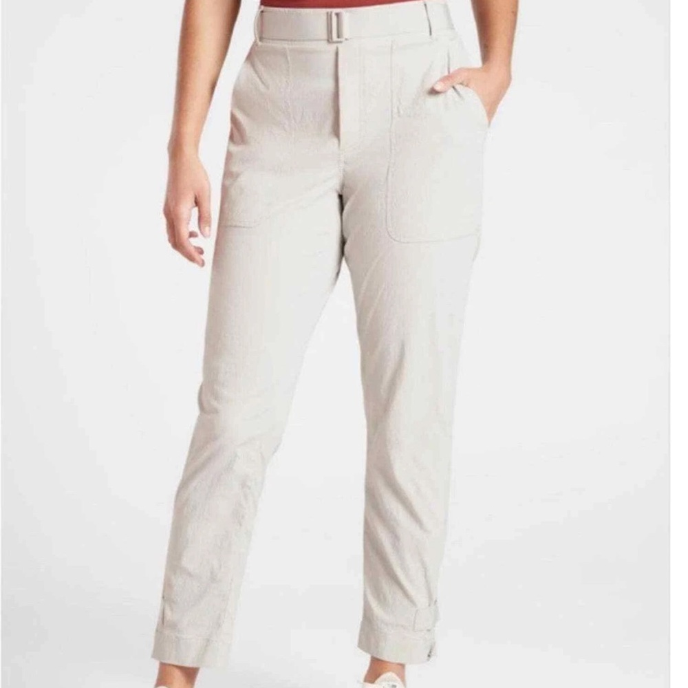 Athleta Trekkie Belted Birch Grey Hike Ripstop Outdoor Nylon Blend Pants